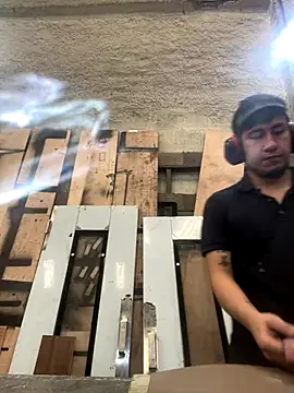 True Di online show from December 4, 12:59 pm