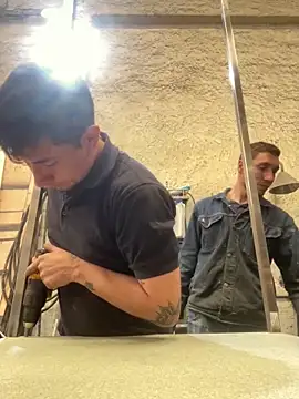 True Di online show from December 22, 3:45 pm