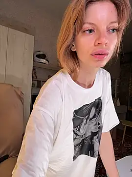 mari  papi online show from June 13, 9:29 am