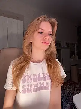 mari  papi online show from June 8, 6:08 pm