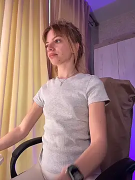 mari  papi online show from March 21, 1:59 pm