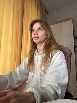 Snapshot of mari__papi chatting on December 15, 10:21 am mari papi online show from December 15, 10:21 am