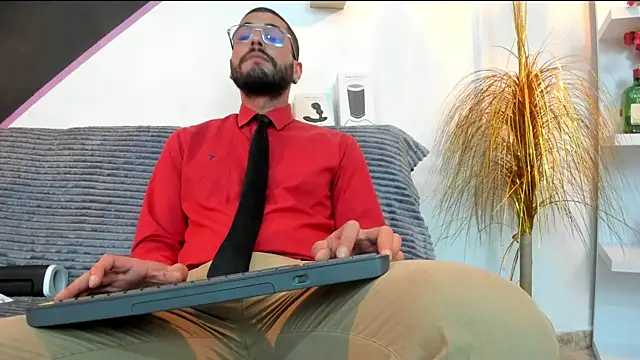 DanteWinter online show from April 15, 4:51 am