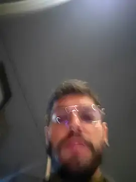 Snapshot of DanteWinter chatting on November 24, 2:44 am DanteWinter online show from November 24, 2:44 am