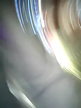 Snapshot of DanteWinter chatting on November 17, 12:25 am DanteWinter online show from November 17, 12:25 am