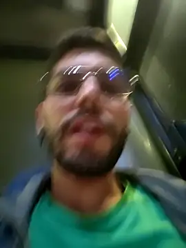 Snapshot of DanteWinter chatting on November 22, 2:21 am DanteWinter online show from November 22, 2:21 am