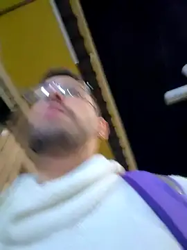 Snapshot of DanteWinter chatting on October 24, 2:10 am DanteWinter online show from October 24, 2:10 am