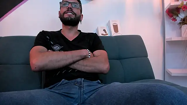DanteWinter online show from September 18, 4:37 am