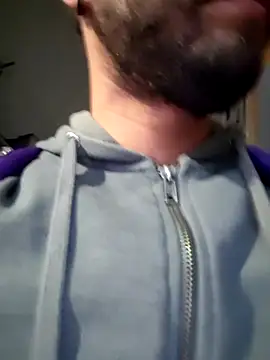 Snapshot of DanteWinter chatting on November 28, 2:12 am DanteWinter online show from November 28, 2:12 am