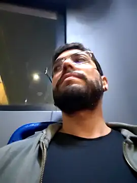 Snapshot of DanteWinter chatting on November 29, 2:34 am DanteWinter online show from November 29, 2:34 am