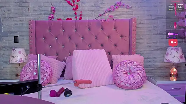 MadissonBonny  online show from November 17, 8:46 pm