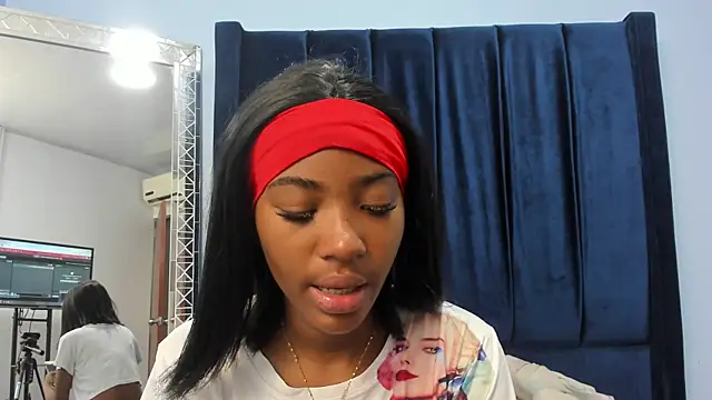 MarianRosse online show from February 7, 3:09 pm