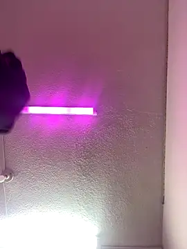 XBODTRIIPX online show from December 20, 4:15 am