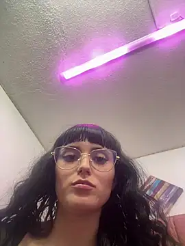 XBODTRIIPX online show from December 19, 3:47 pm