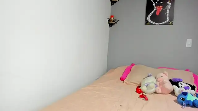 XBODTRIIPX online show from April 21, 2:03 am