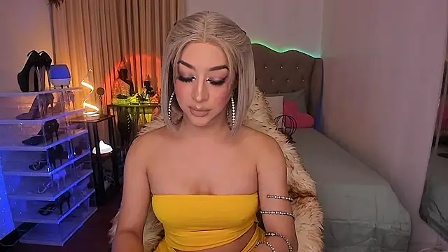 Dream Goddess online show from March 13, 12:10 pm