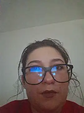 Snapshot of scarlettsofii19 chatting on November 3, 1:37 pm scarlettsofii19 online show from November 3, 1:37 pm