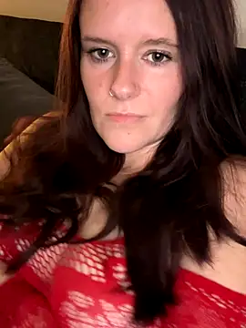 Snapshot of marialuna88 chatting on October 12, 6:04 am marialuna88 online show from October 12, 6:04 am