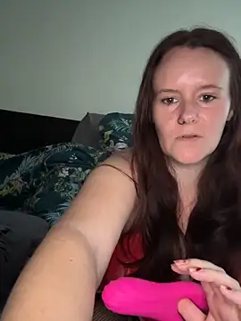 Snapshot of marialuna88 chatting on November 2, 12:10 pm marialuna88 online show from November 2, 12:10 pm