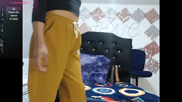 jatzibe hot 93 online show from March 9, 6:22 pm