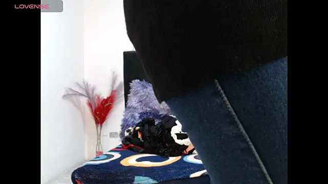 jatzibe hot 93 online show from February 5, 6:37 pm