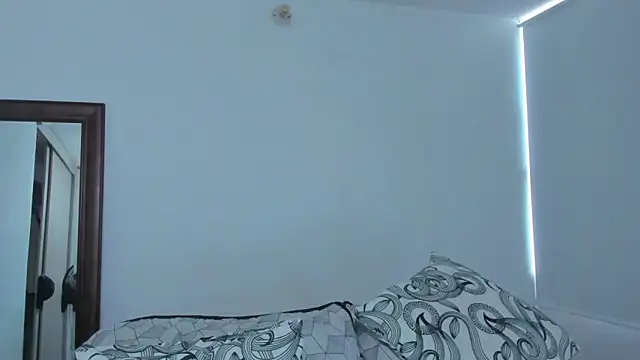 KingLevi01 online show from April 12, 8:23 pm