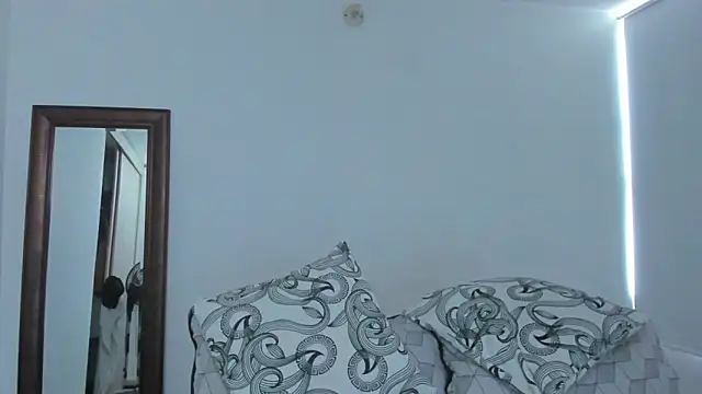 KingLevi01 online show from May 29, 3:51 pm