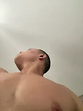 KingLevi01 online show from July 15, 10:39 pm