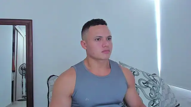 KingLevi01 online show from May 14, 7:55 pm
