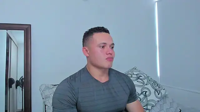 KingLevi01 online show from March 22, 10:44 pm