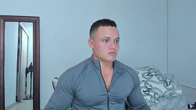 KingLevi01 online show from May 30, 3:57 am