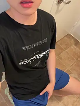 Pikachu19yo online show from September 23, 2:07 am
