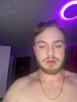 Snapshot of Hmyouneed chatting on February 1, 9:40 am Hmyouneed online show from February 1, 9:40 am