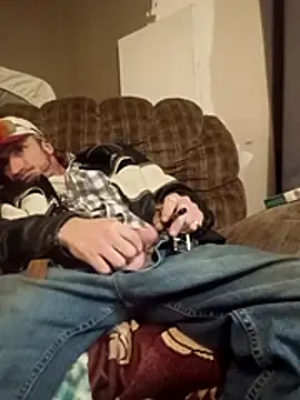 Mrluckstick online show from May 14, 12:40 am