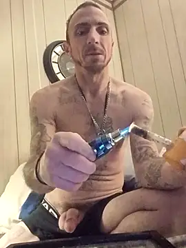 Mrluckstick online show from January 13, 1:20 am