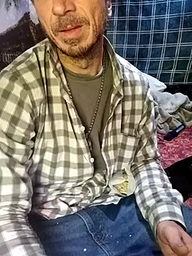 Mrluckstick online show from May 10, 5:04 pm