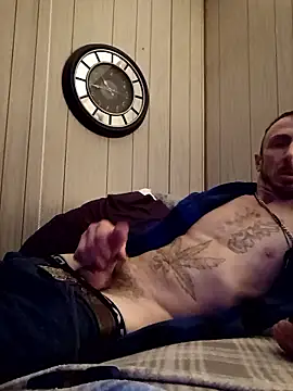 Mrluckstick online show from January 10, 3:51 pm