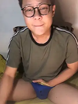 datnguyenvn online show from April 23, 6:42 pm