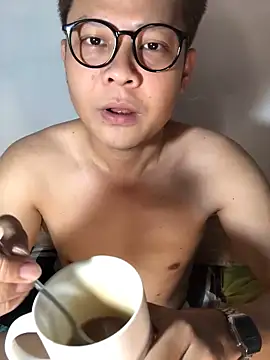 datnguyenvn online show from February 17, 6:33 am