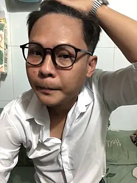 datnguyenvn online show from February 1, 5:38 am