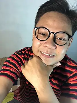 datnguyenvn online show from February 7, 8:22 am