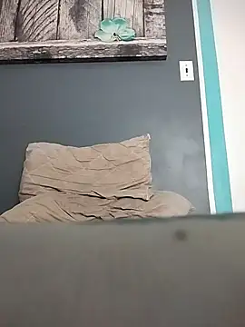 porkypproni online show from January 31, 7:12 pm