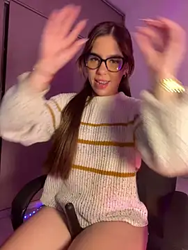 Charlottediolet online show from November 17, 11:36 am