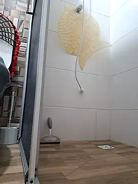 Snapshot of novinho100795 chatting on December 18, 1:11 am novinho100795 online show from December 18, 1:11 am