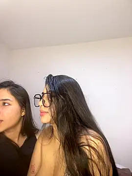 Sweet and Rous0 online show from December 20, 3:31 am