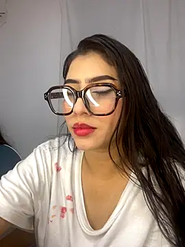 Snapshot of Sweet_and_Rous0 chatting on October 31, 4:42 am Sweet and Rous0 online show from October 31, 4:42 am