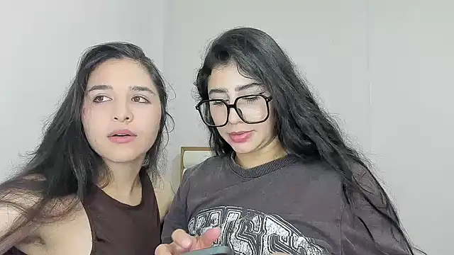 Sweet and Rous0 online show from March 12, 2:06 am