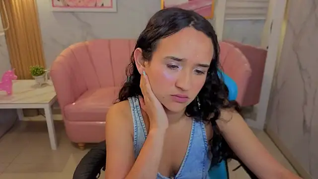 bella vibess s online show from July 8, 2:35 am