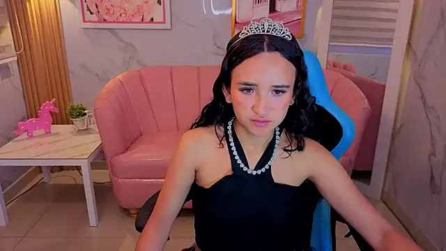 bella vibess s online show from June 19, 2:28 am