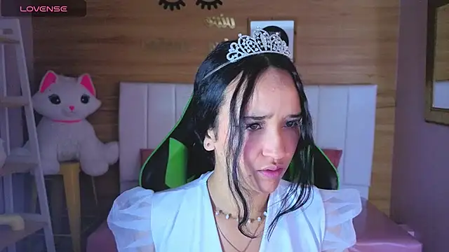 bella vibess s online show from March 13, 12:43 pm